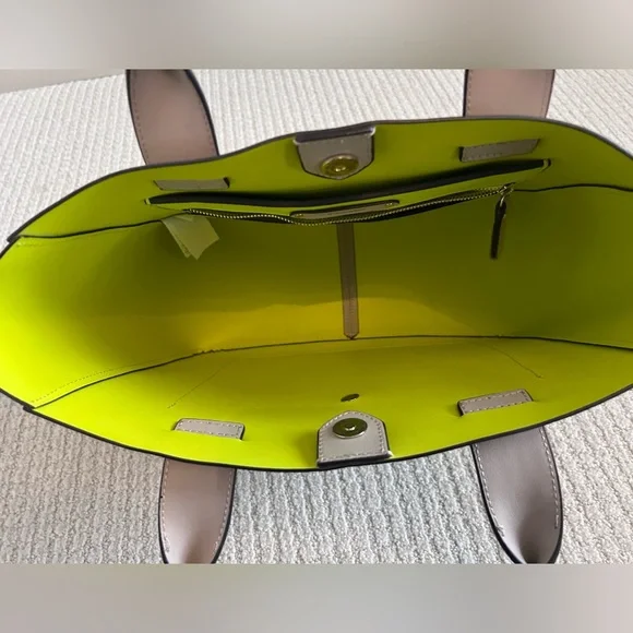 Banana Republic Leather Large East-West Tote in taupe with a lime interior - Picture 6 of 11